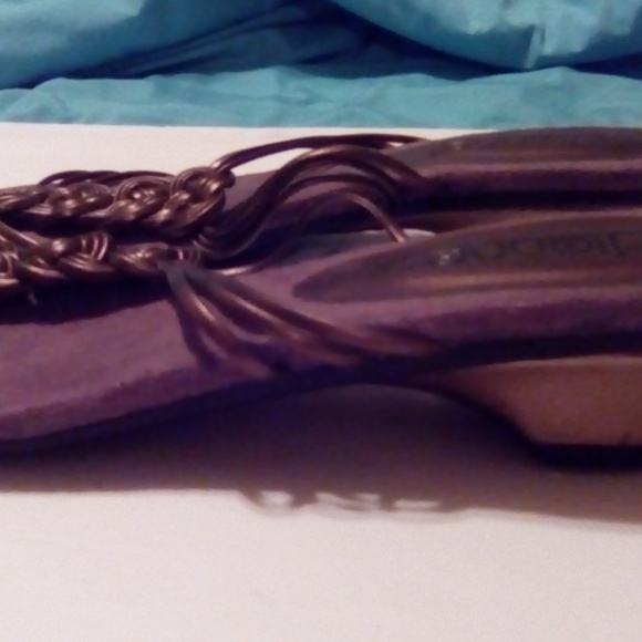 dionne sandals - Picture 3 of 3